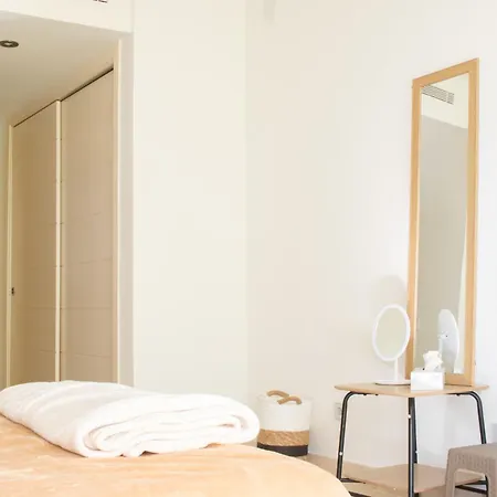 Apartment Bajo Moderno Con Estilo Boho Estepona